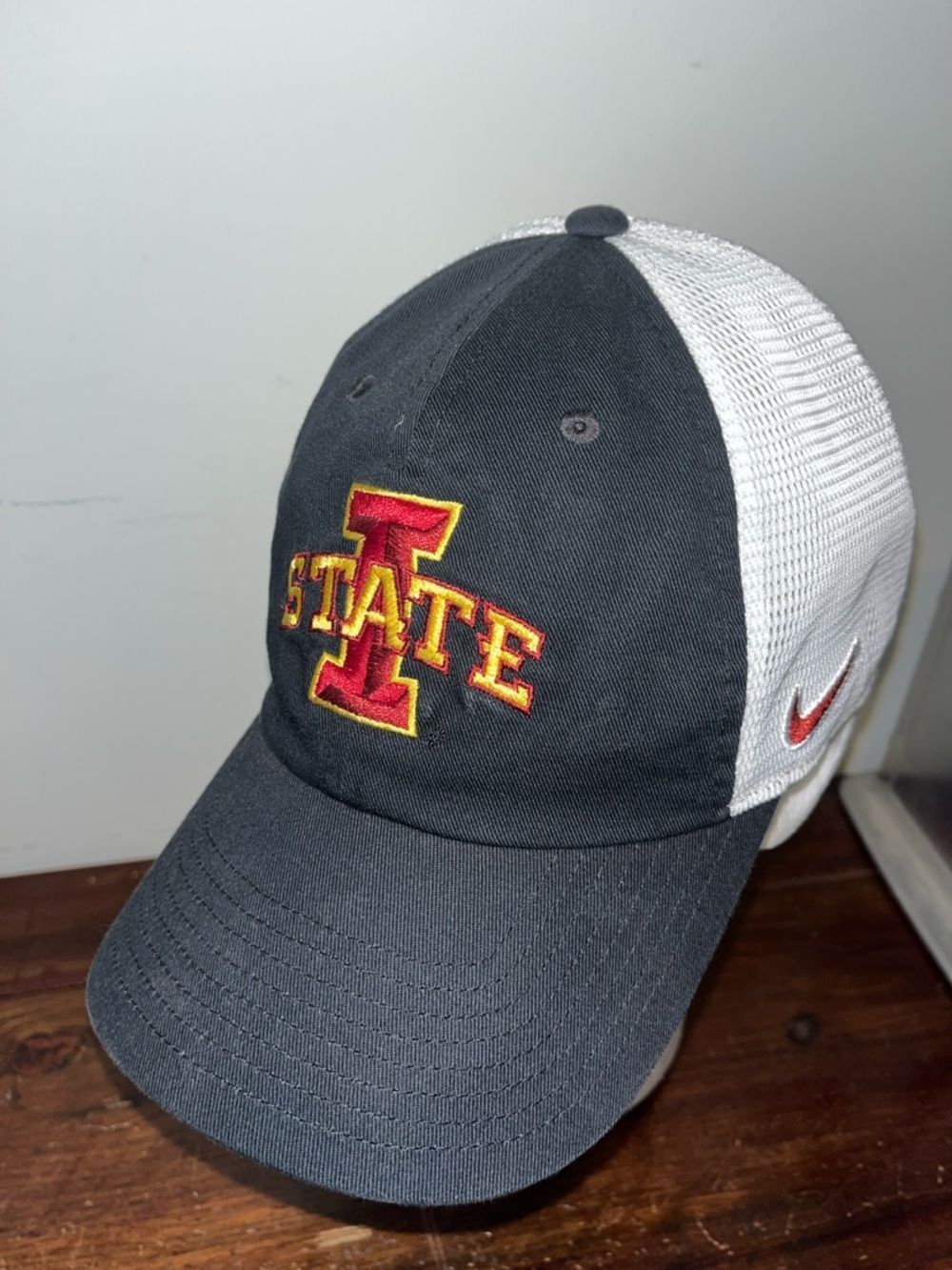 Nike ISU Iowa State Cyclones Black White  Club Cap Hat Ponytail Friendly M/L
